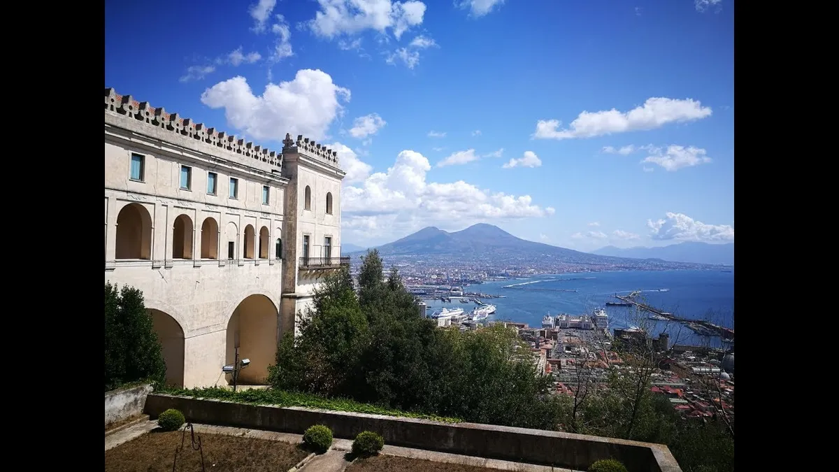 Discover Naples between Art, Food and Tradition