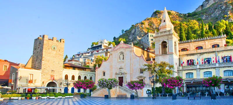 Taormina- Sicilian Dolce Vita!