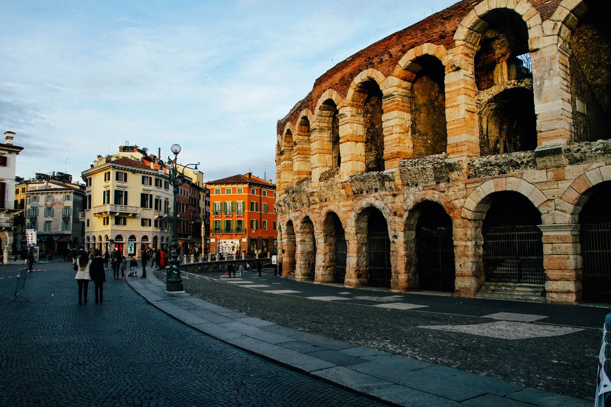 Romeo & Juliet's hometown: Lovely Verona